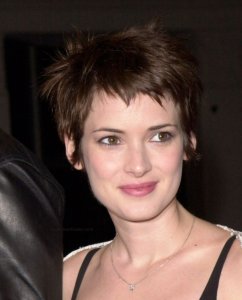 short-haircut-winona-ryder
